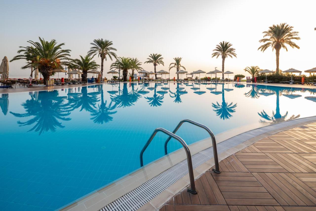 Aqi Hydros Club Hotel Kemer Bagian luar foto A swimming pool