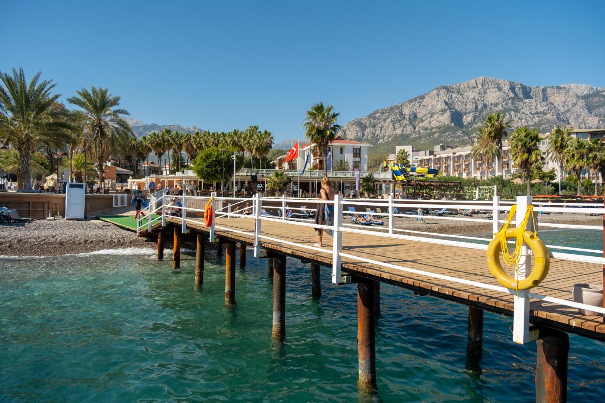 Aqi Hydros Club Hotel Kemer Bagian luar foto The port of Portals Nous